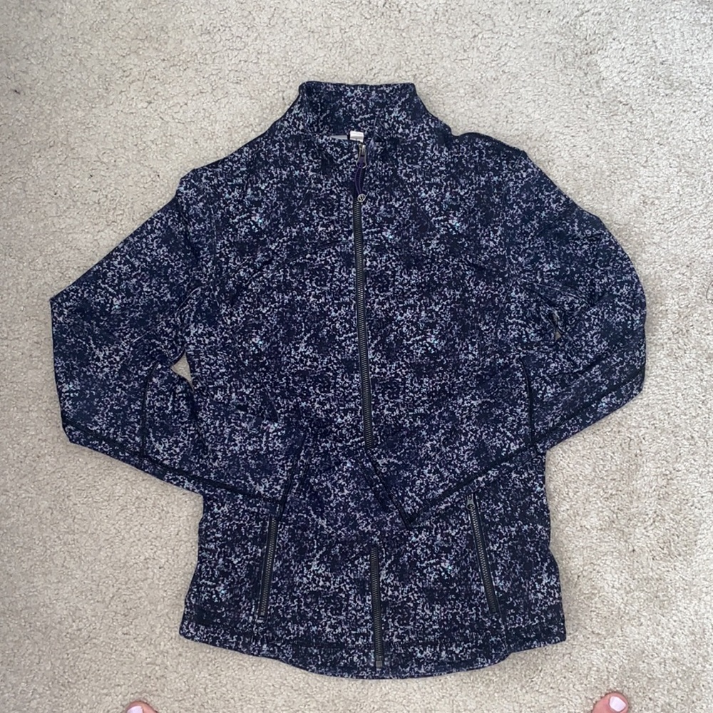 LuluLemon “Define” Jacket, mint condition, size 8